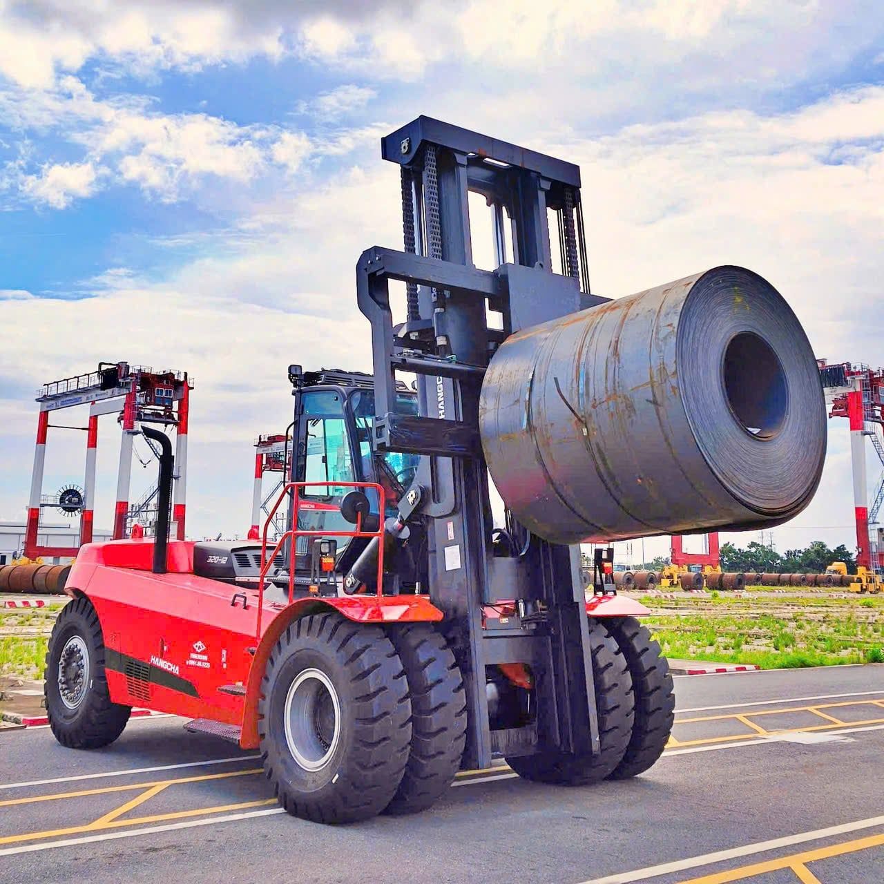 Xe Nâng Dầu 32 Tấn Hangcha
