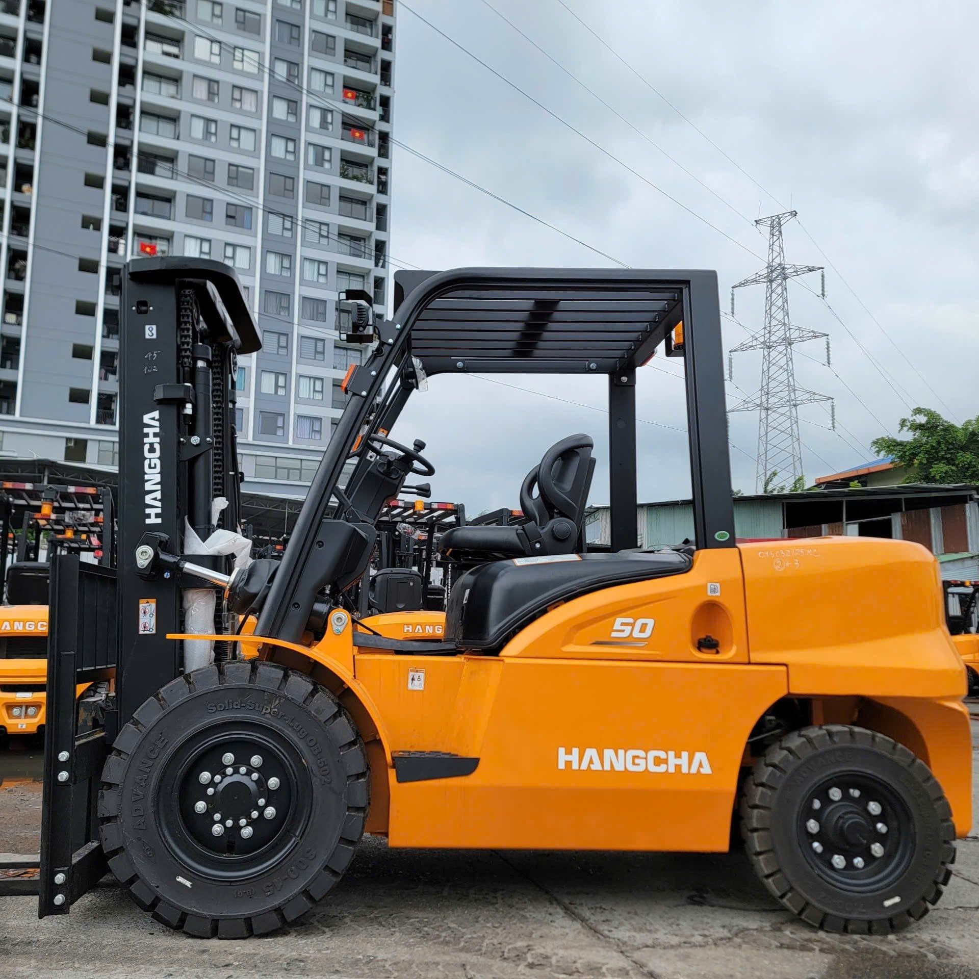 Xe Nâng Dầu HANGCHA 5 Tấn