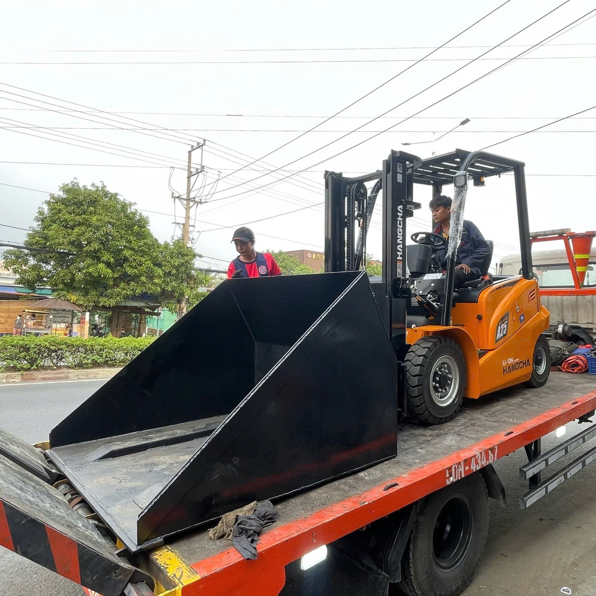 Bộ Công Tác Gật Gù – Gầu Xúc Xe Nâng Hangcha